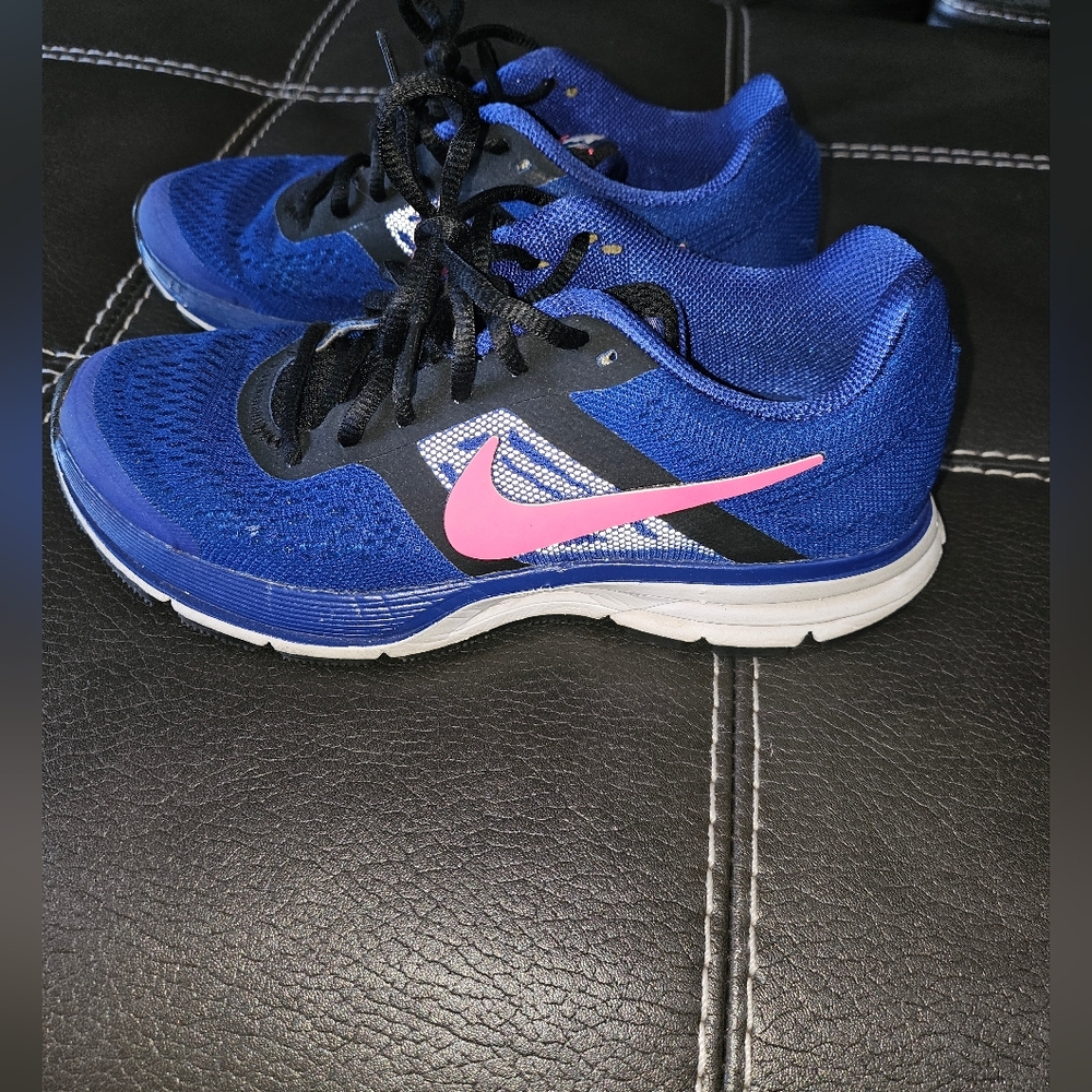 Nike Pegasus Blue and Pink Size 6